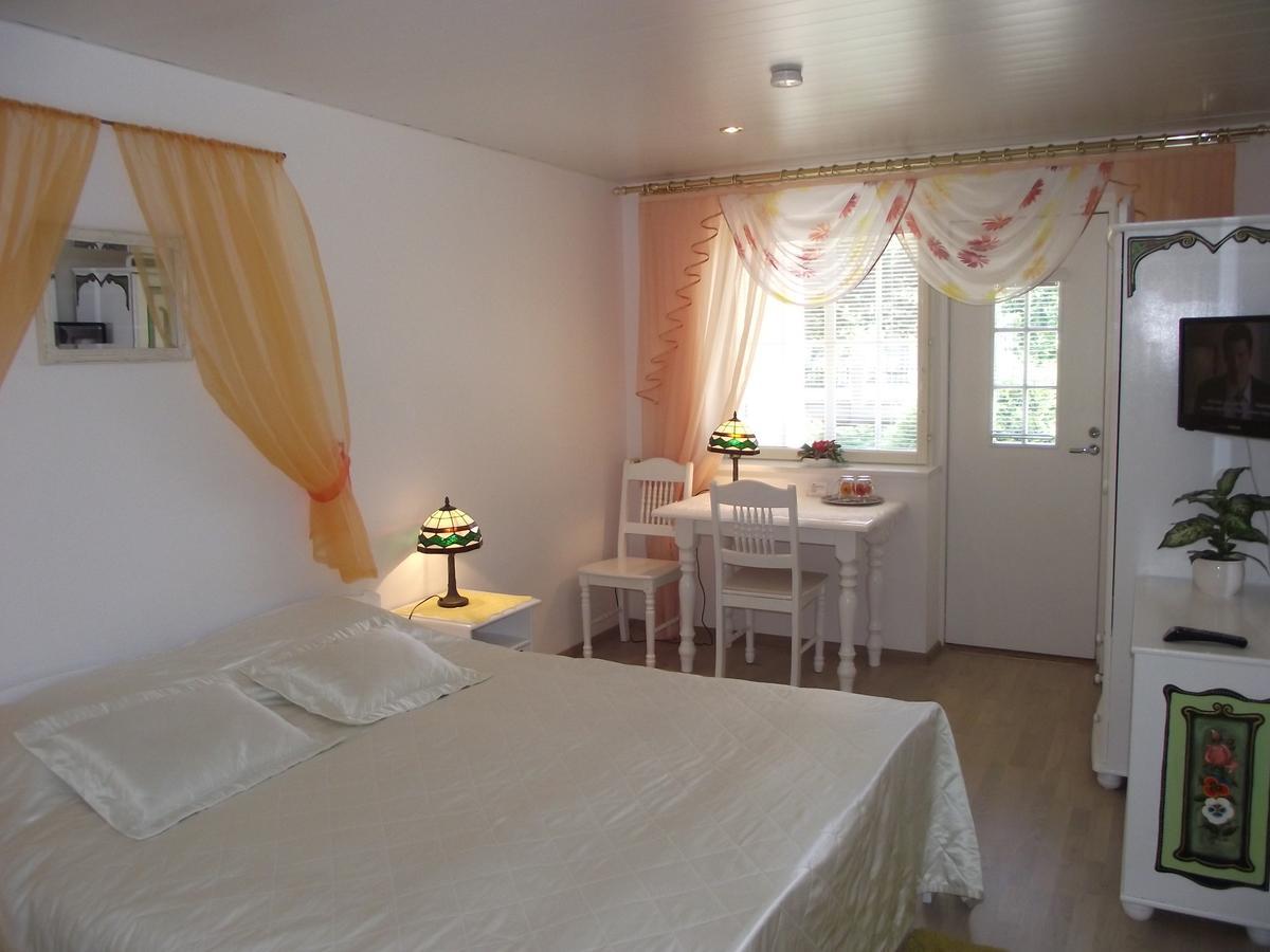 Helene Villa Kuressaare Ngoại thất bức ảnh
